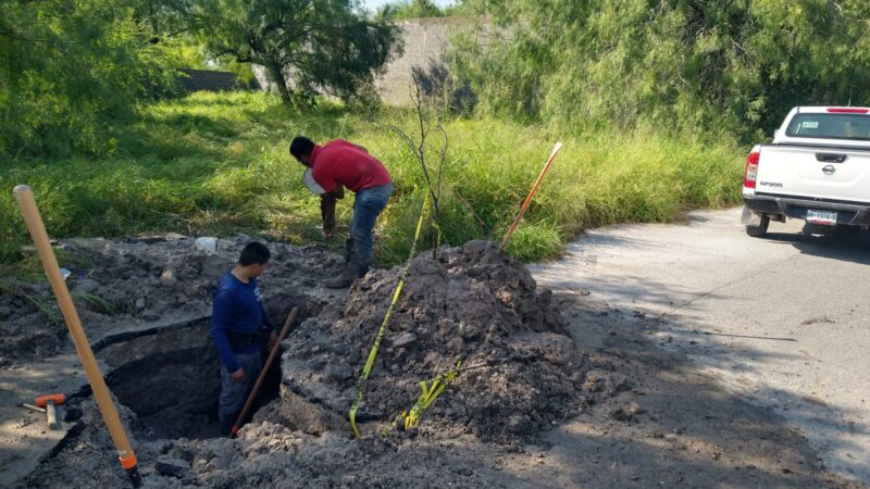 Reparó Comapa fugas de agua potable en diferentes sectores