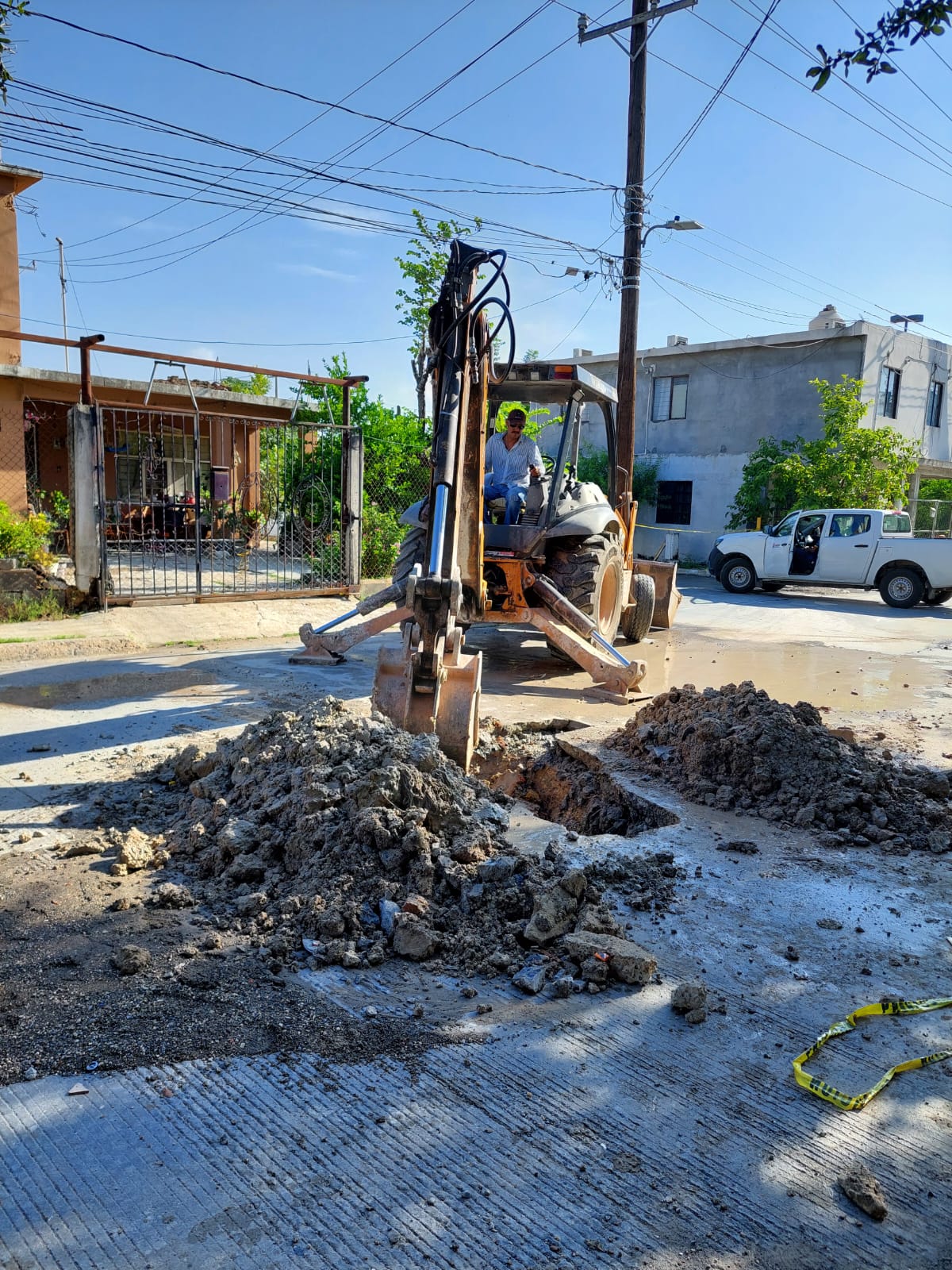 Restauró Comapa líneas de conducción de agua en colonia Hidalgo