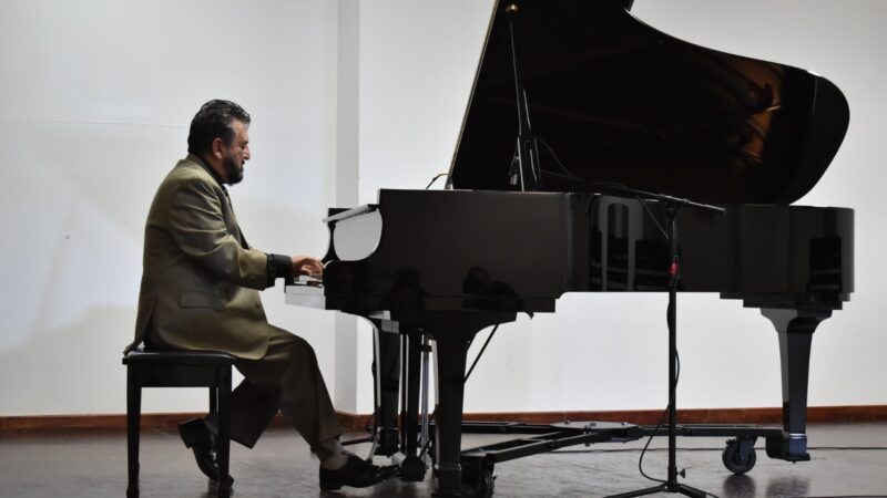 Impulsa Alcalde Carlos Peña Ortiz la cultura musical con concierto de piano