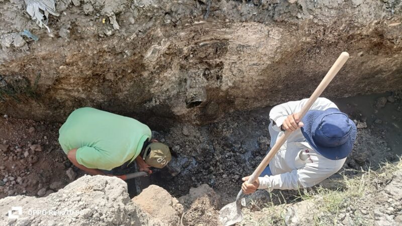 Instaló Comapa tubería de agua potable en la colonia Emiliano Zapata