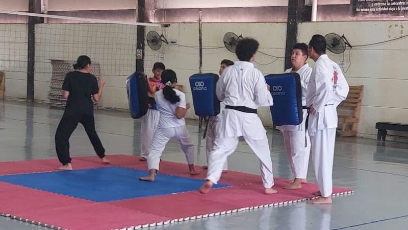 Promueve el Gobierno de Reynosa clases de karate en Gimnasio Jarachina