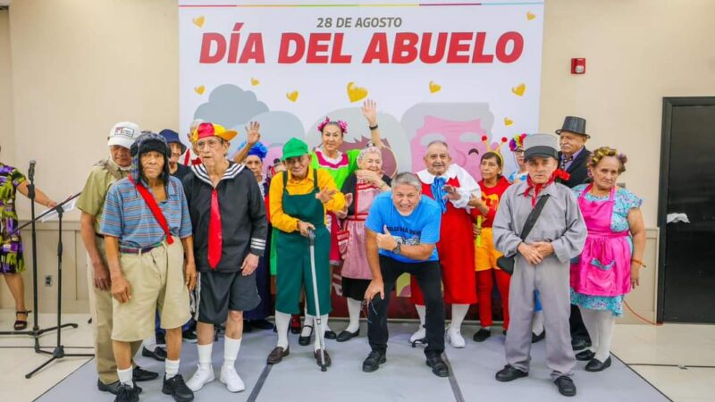 Festejó el Gobierno de Reynosa Día del Abuelo con desayuno especial