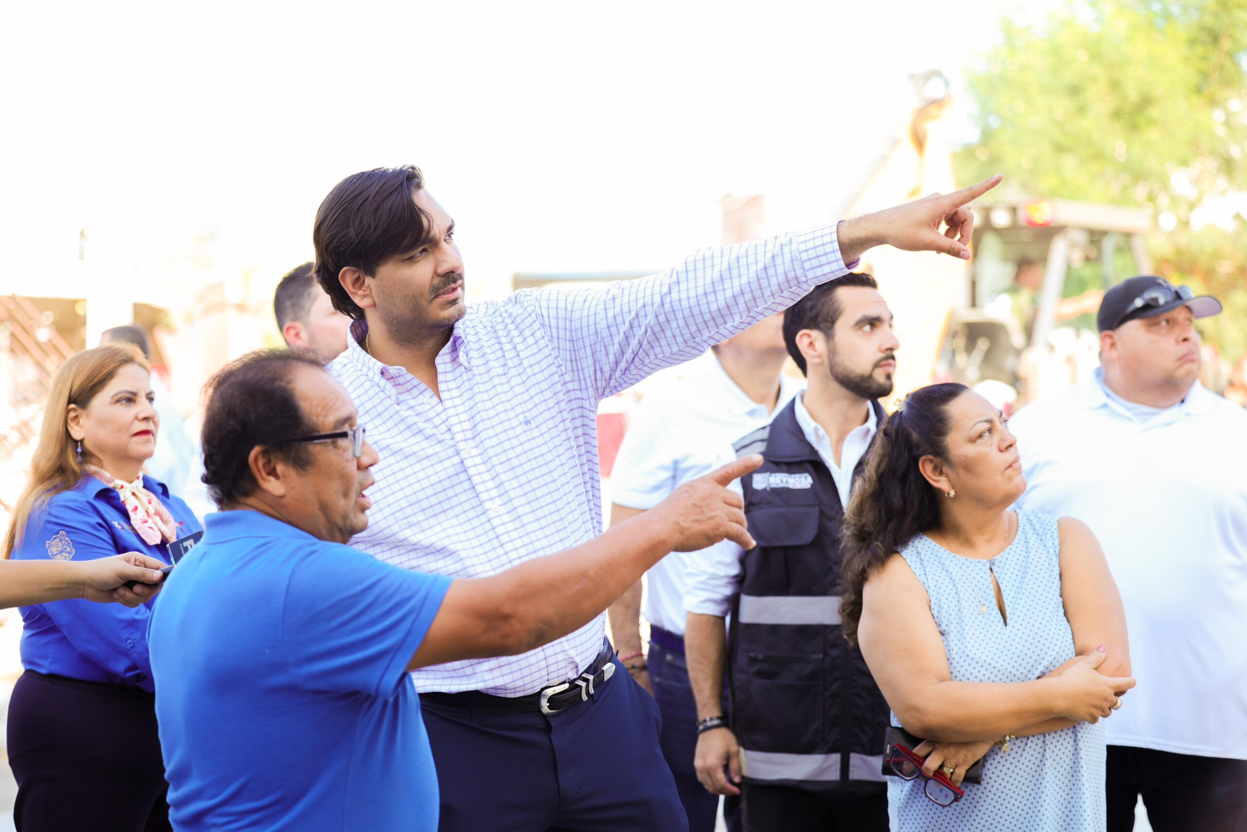 Muestra Alcalde Carlos Peña Ortiz apoyo a familias afectadas por explosión