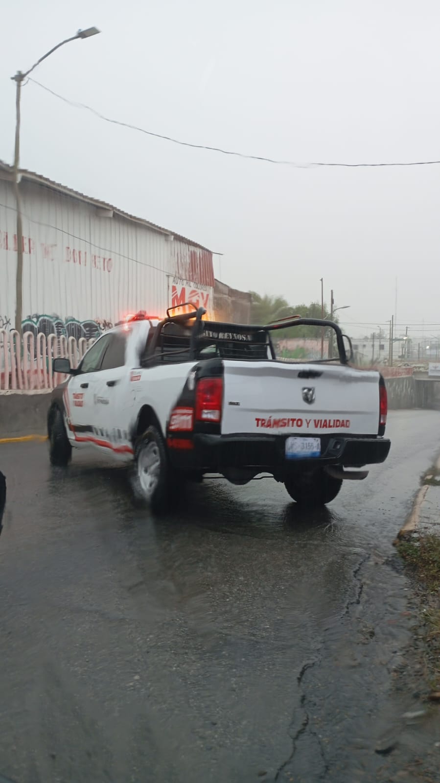 Cierra Tránsito de Reynosa pasos a desnivel con acumulación de agua