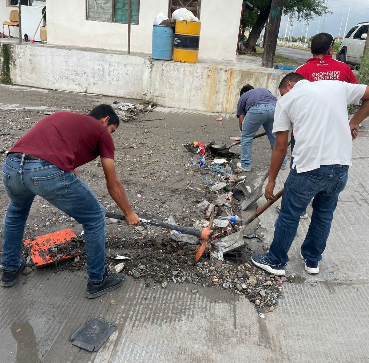 Ante precipitaciones, realiza COMAPA limpieza de drenes y pluviales en diferentes sectores