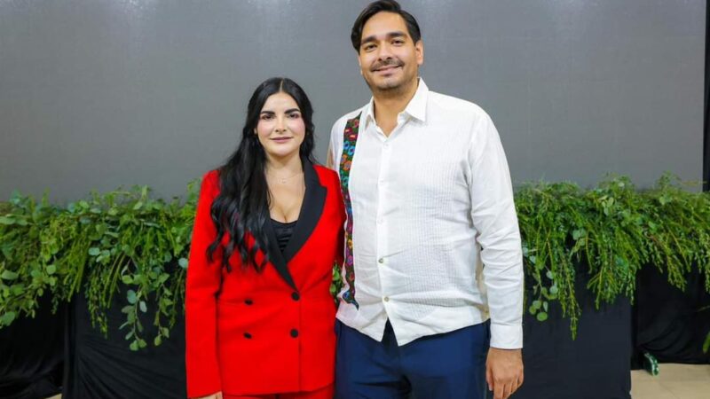 Felicitó Carlos Peña Ortiz a Nataly García Díaz por su Tercer Informe de Gobierno