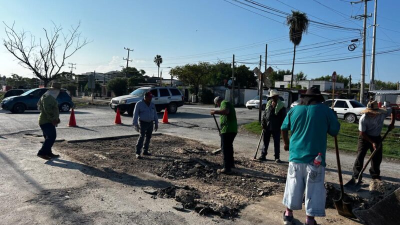 Reynosa avanza con el programa permanente de bacheo del Alcalde Carlos Peña Ortiz