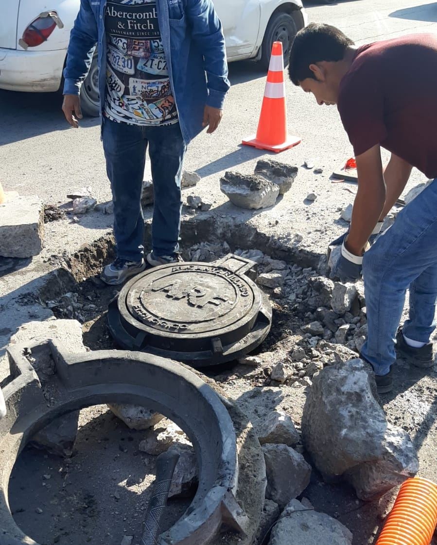 Realizó COMAPA remplazo e instalación de brocales en diferentes sectores de la ciudad 