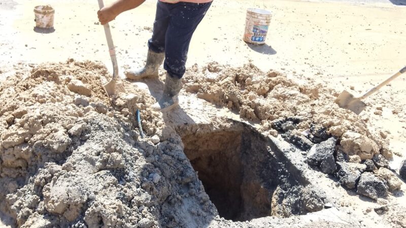 Reparó COMAPA fugas de agua potable en las colonias Aztlán y Fuentes Coloniales